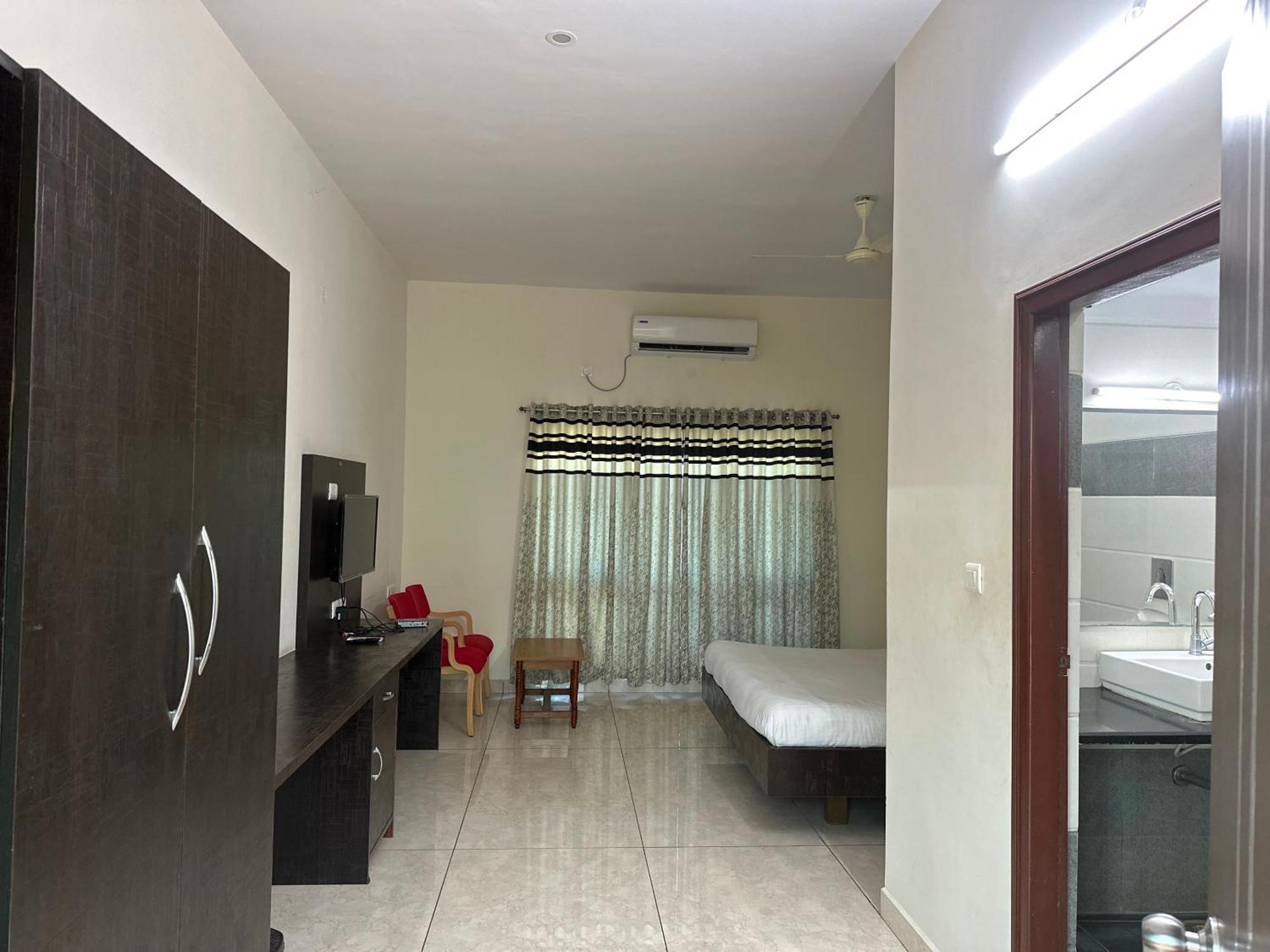 Super Hotel O Sar Residency Nanjangud Экстерьер фото